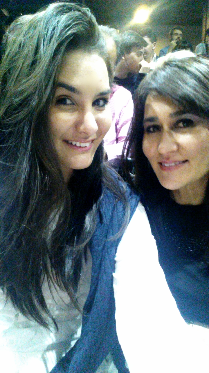 2015-06-04-21-29-02_deco.jpg image